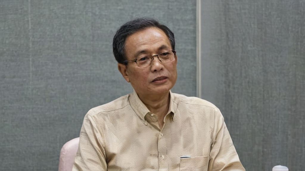 侯耀文离世引发网红事件热议，相声泰斗的艺术传承与生活警示
